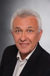Dr.med. Adrian Roye