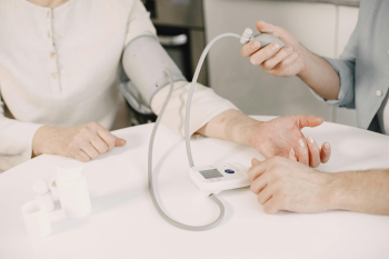 Measuring the blood pressure
